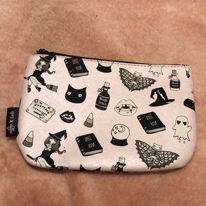 Makeup bag